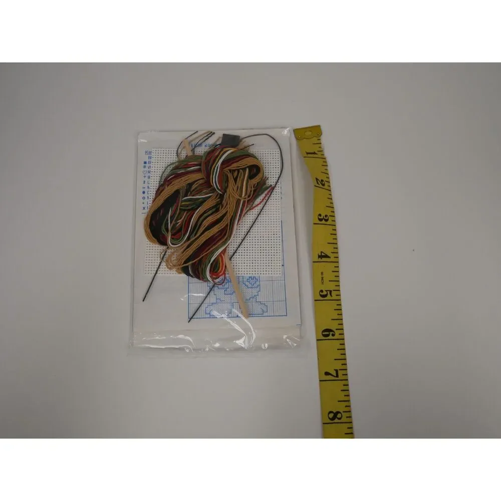 Needle Magic Curly-O's Bear Needlepoint Ornament Kit Christmas Craft NIP